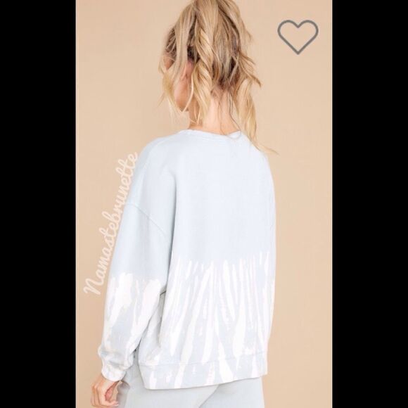 NWT SMALL ICED BLUE LONG SLEEVE TIE DYE PULLOVER TOP - Picture 5 of 16